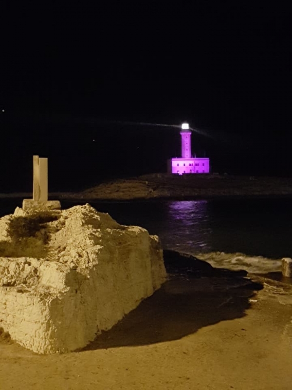 Vieste si tinge di rosa aspettando il Giro d'Italia